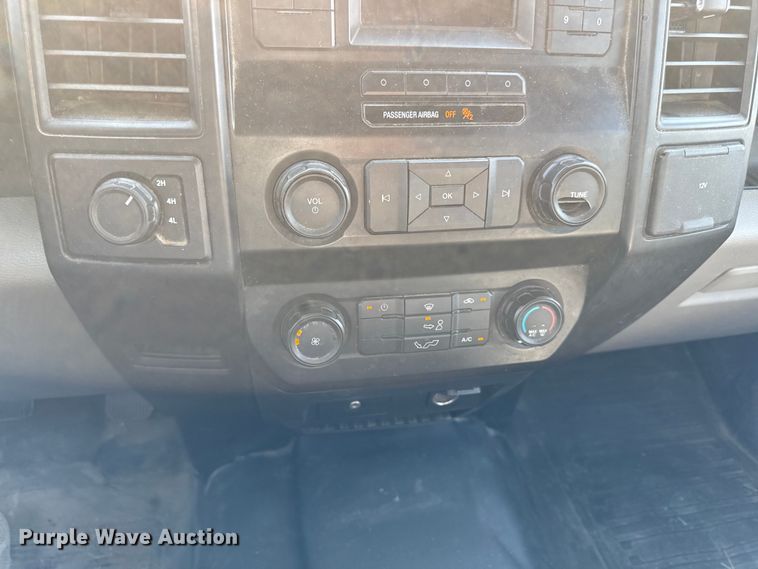 image for item ED4469 2015 Ford F150 SuperCab pickup truck