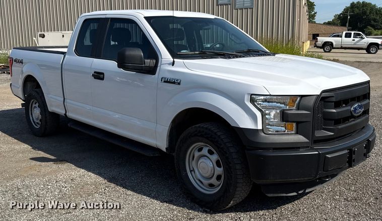 image for item ED4471 2015 Ford F150 XL SuperCab pickup truck