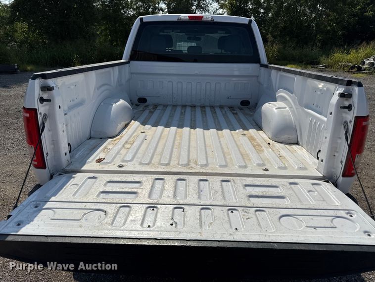 image for item ED4471 2015 Ford F150 XL SuperCab pickup truck