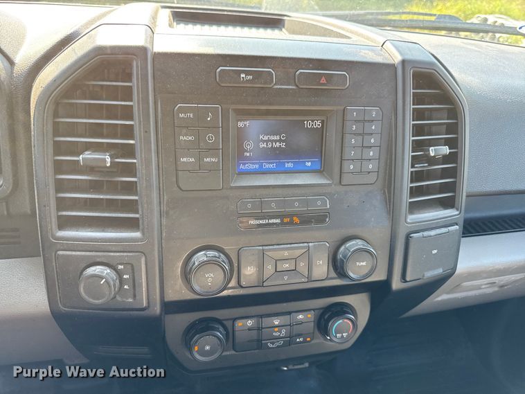 image for item ED4471 2015 Ford F150 XL SuperCab pickup truck