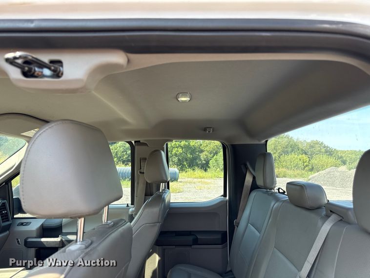 image for item ED4471 2015 Ford F150 XL SuperCab pickup truck