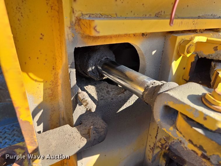 image for item EF1836 1987 Bomag BW213D single drum vibratory roller