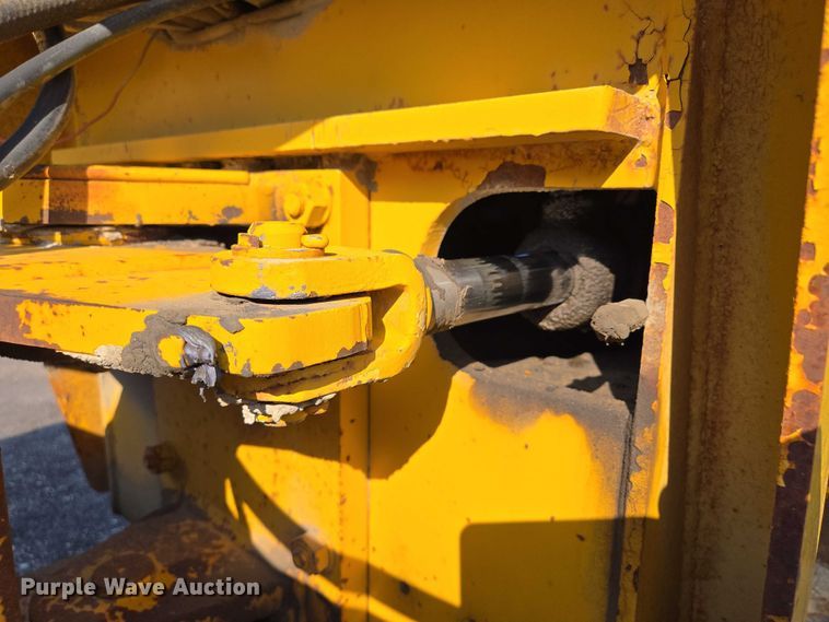 image for item EF1836 1987 Bomag BW213D single drum vibratory roller