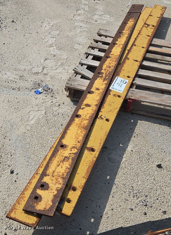 image for item EF1837 (3) cutting edges