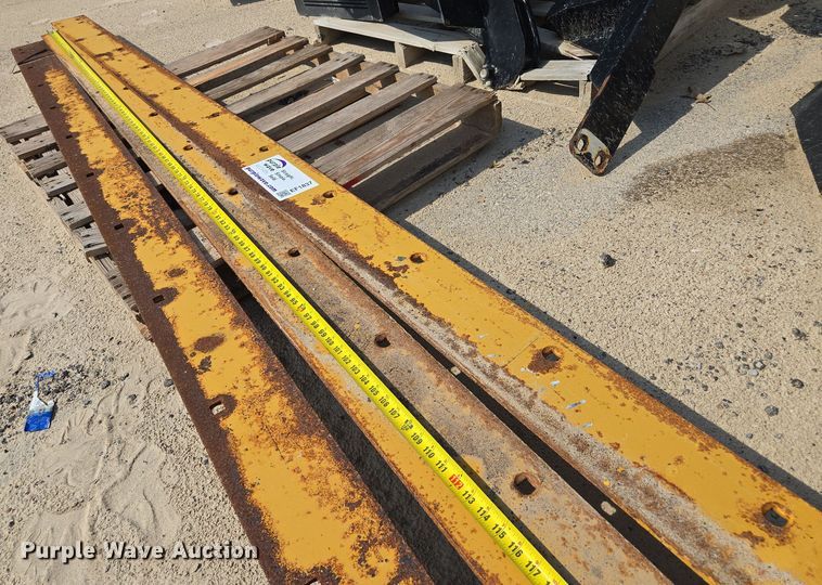 image for item EF1837 (3) cutting edges