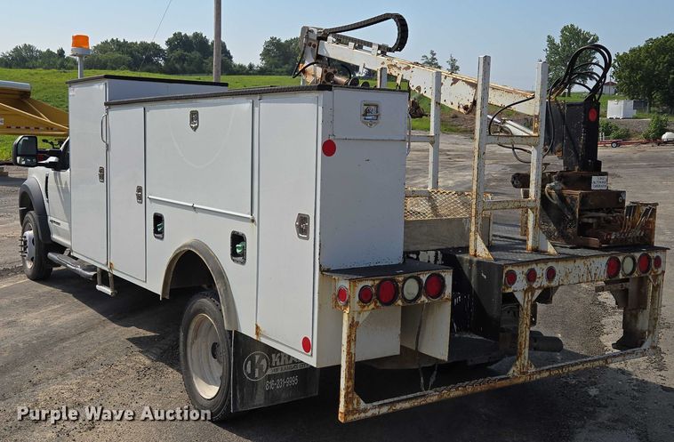 image for item EF1838 2017 Ford F550 utility / service truck