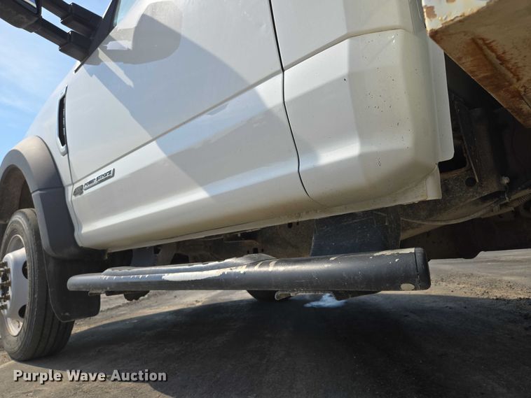 image for item EF1838 2017 Ford F550 utility / service truck