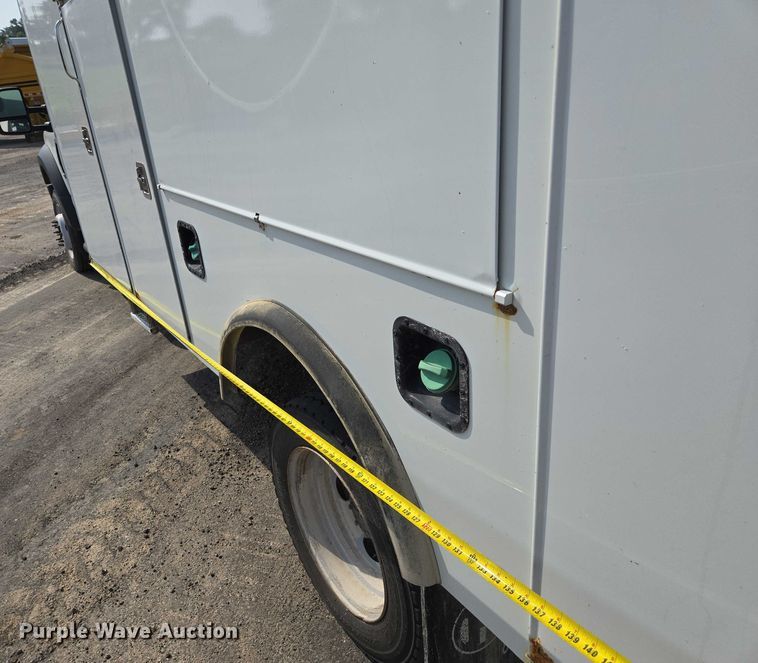image for item EF1838 2017 Ford F550 utility / service truck