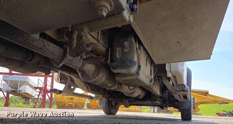 image for item EF1838 2017 Ford F550 utility / service truck