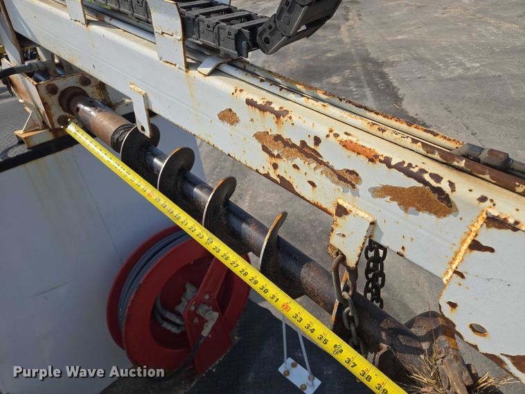 image for item EF1838 2017 Ford F550 utility / service truck