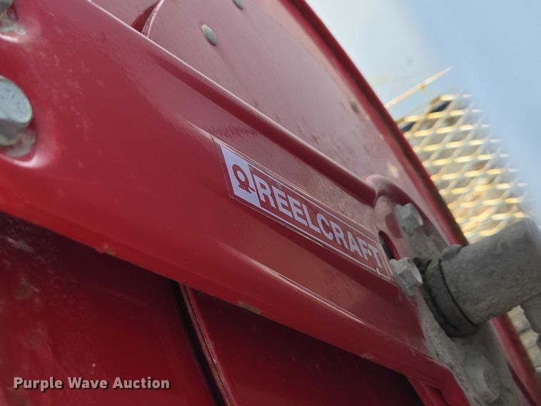 image for item EF1838 2017 Ford F550 utility / service truck