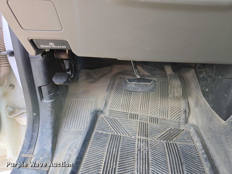 image for item EF1838 2017 Ford F550 utility / service truck