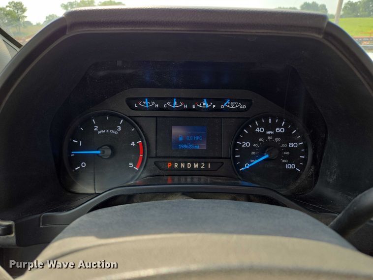 image for item EF1838 2017 Ford F550 utility / service truck