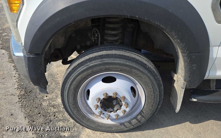 image for item EF1838 2017 Ford F550 utility / service truck