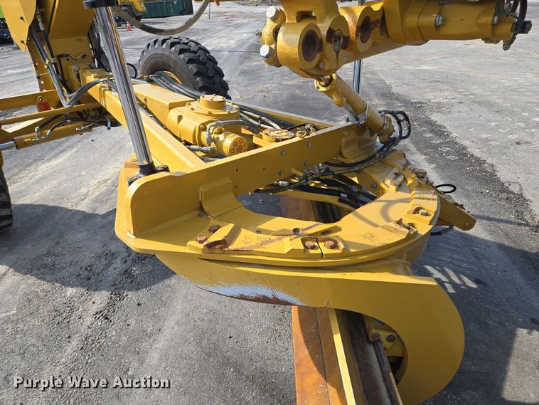 image for item EF1839 2018 Caterpillar 140M3 motor grader