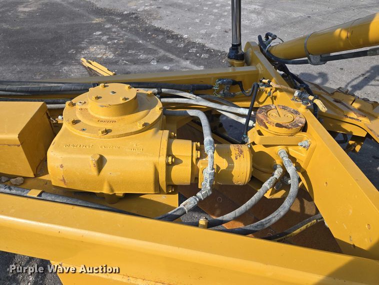 image for item EF1839 2018 Caterpillar 140M3 motor grader