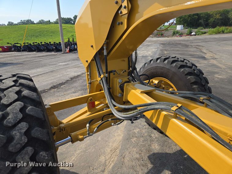 image for item EF1839 2018 Caterpillar 140M3 motor grader