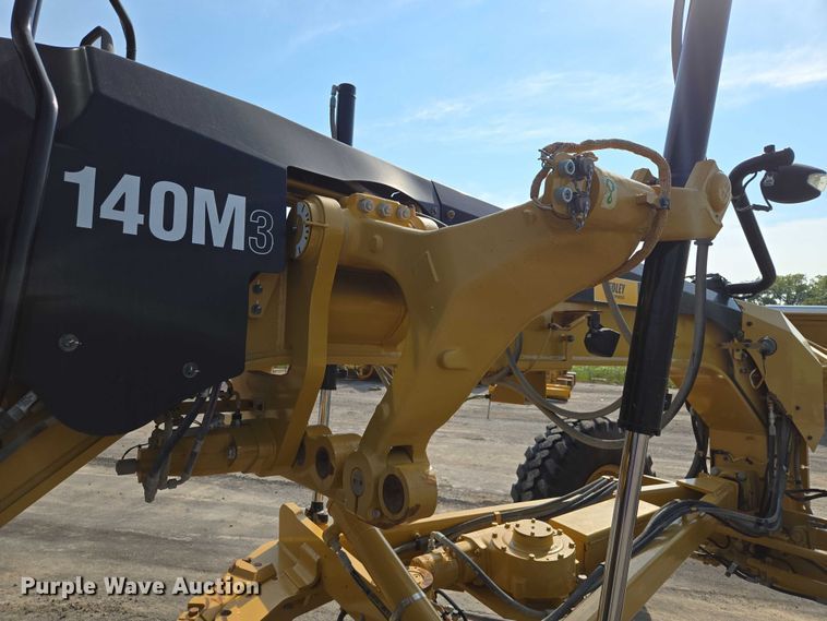 image for item EF1839 2018 Caterpillar 140M3 motor grader