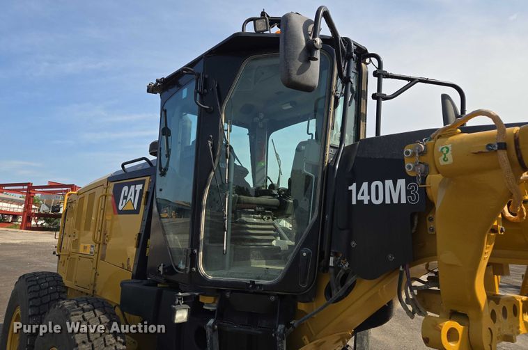 image for item EF1839 2018 Caterpillar 140M3 motor grader