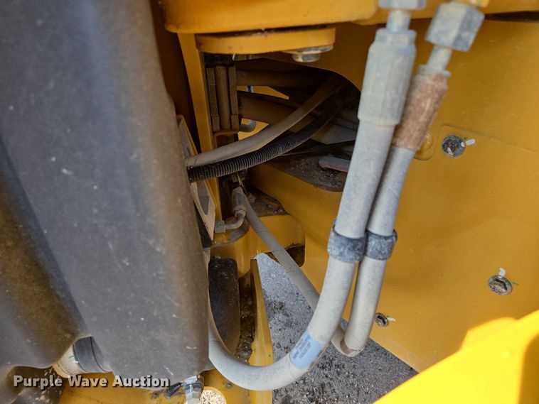 image for item EF1839 2018 Caterpillar 140M3 motor grader