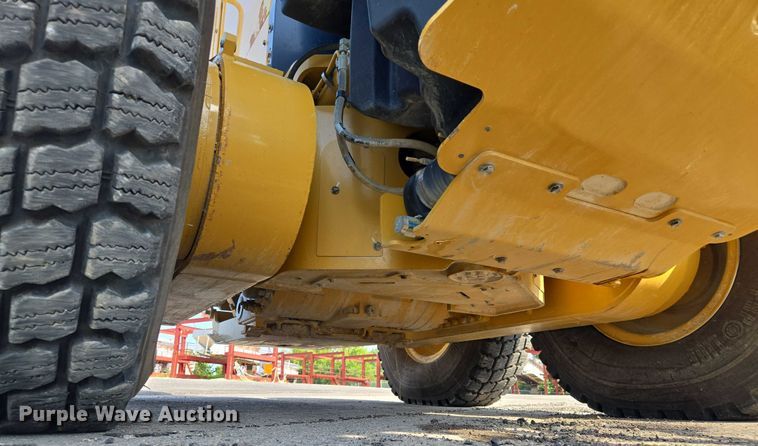 image for item EF1839 2018 Caterpillar 140M3 motor grader