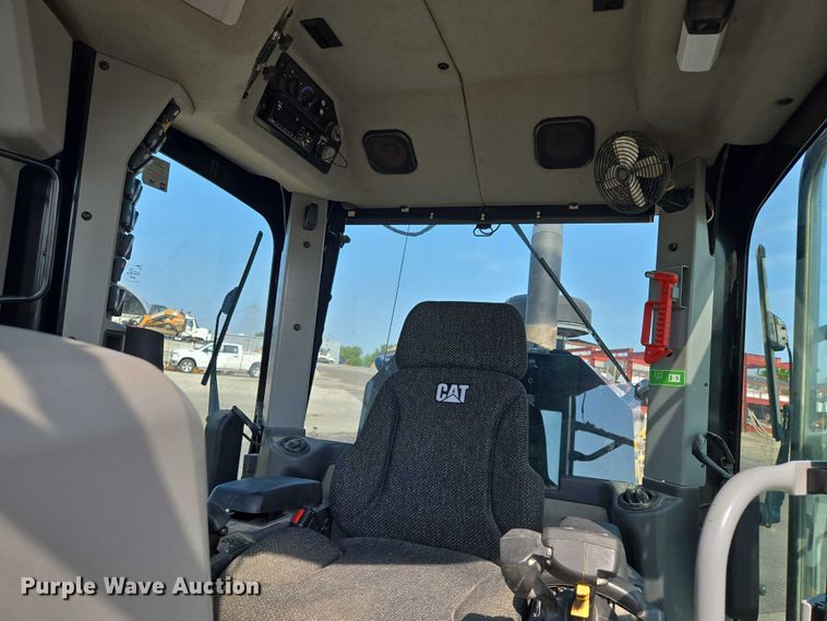 image for item EF1839 2018 Caterpillar 140M3 motor grader