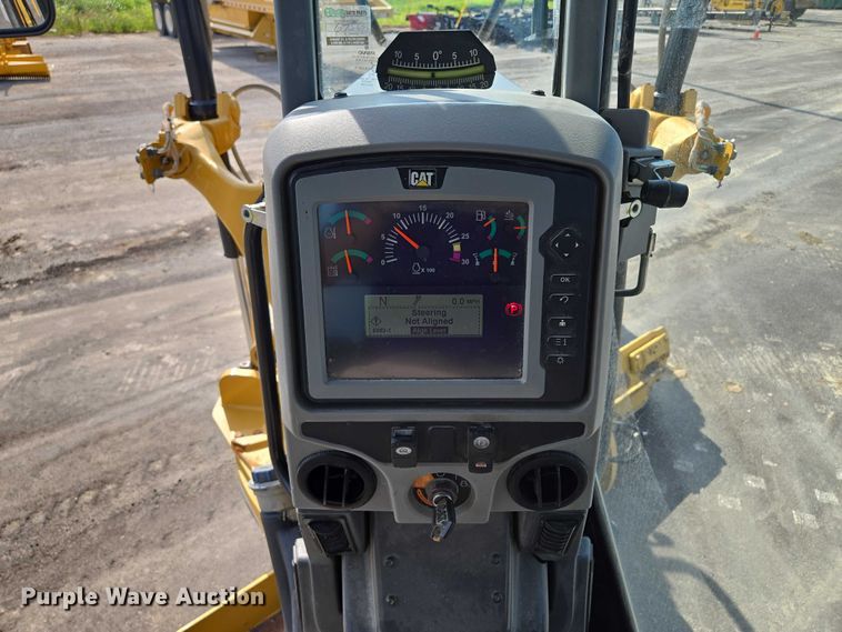 image for item EF1839 2018 Caterpillar 140M3 motor grader