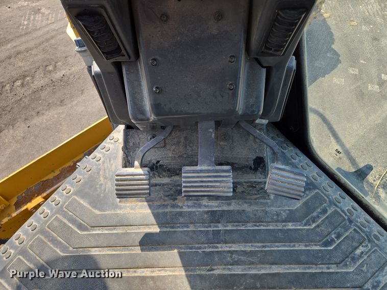 image for item EF1839 2018 Caterpillar 140M3 motor grader