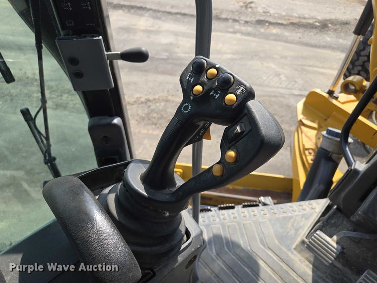 image for item EF1839 2018 Caterpillar 140M3 motor grader