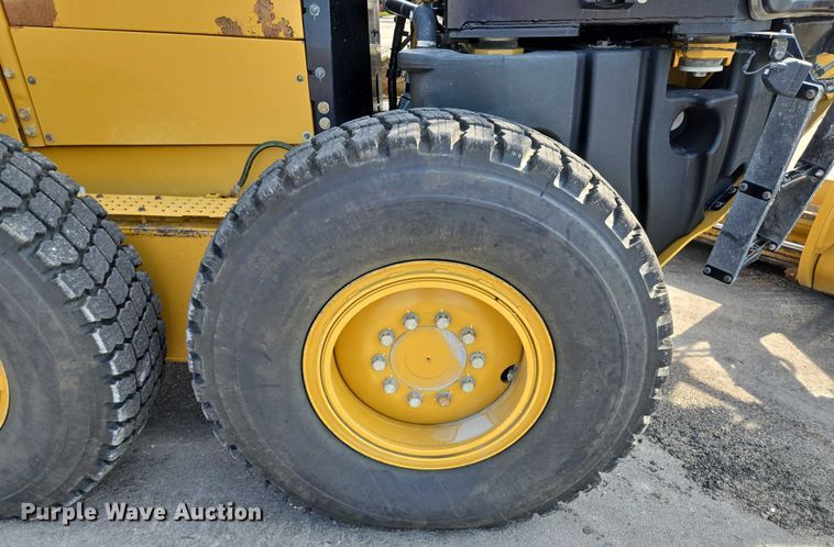 image for item EF1839 2018 Caterpillar 140M3 motor grader