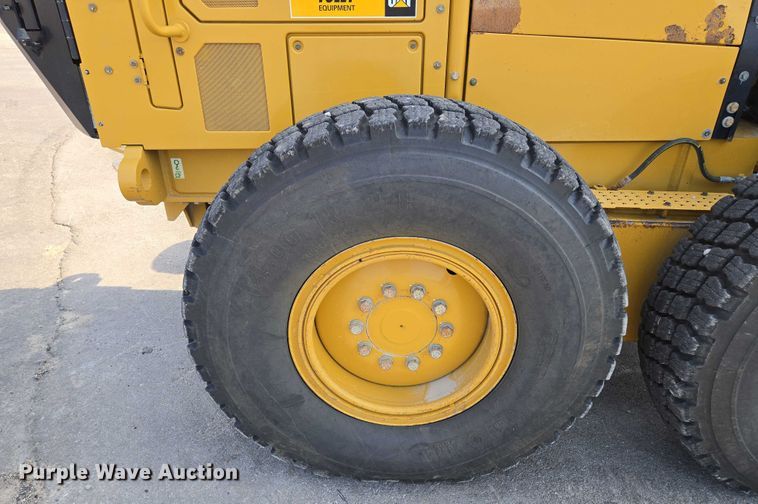 image for item EF1839 2018 Caterpillar 140M3 motor grader