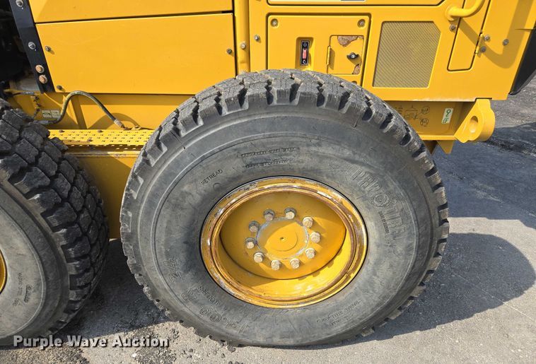 image for item EF1839 2018 Caterpillar 140M3 motor grader