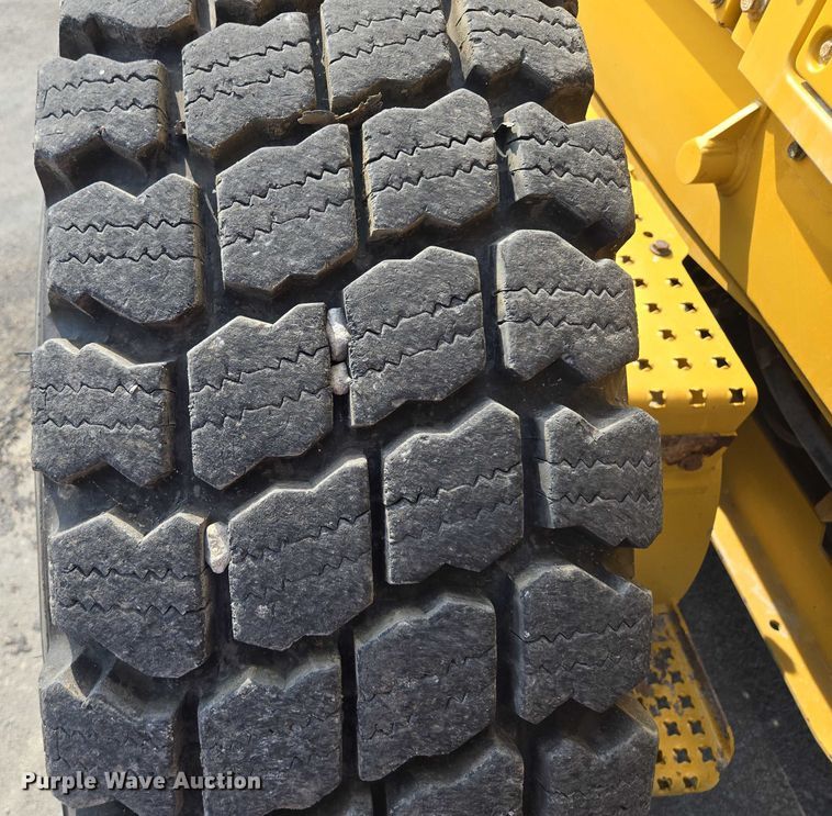 image for item EF1839 2018 Caterpillar 140M3 motor grader