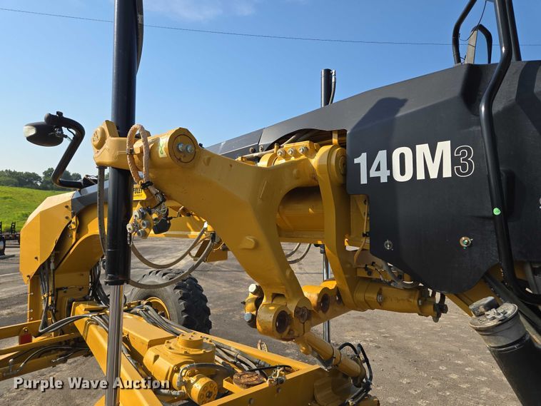 image for item EF1840 2018 Caterpillar 140M3 motor grader