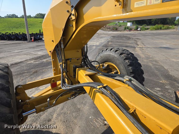 image for item EF1840 2018 Caterpillar 140M3 motor grader