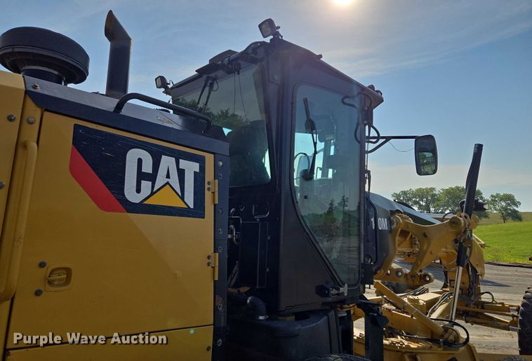 image for item EF1840 2018 Caterpillar 140M3 motor grader