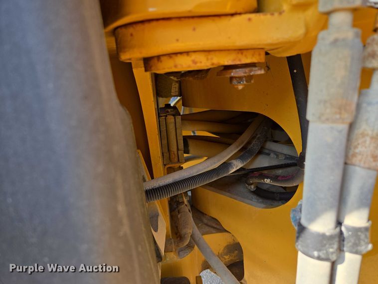 image for item EF1840 2018 Caterpillar 140M3 motor grader