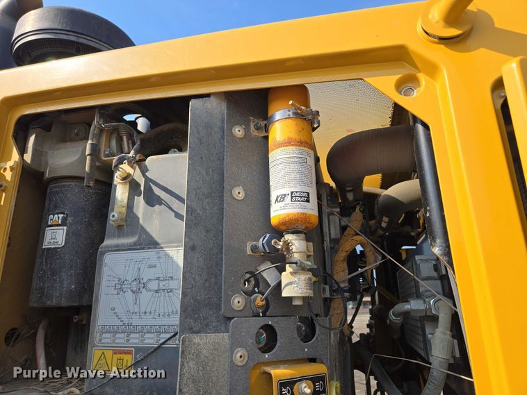 image for item EF1840 2018 Caterpillar 140M3 motor grader