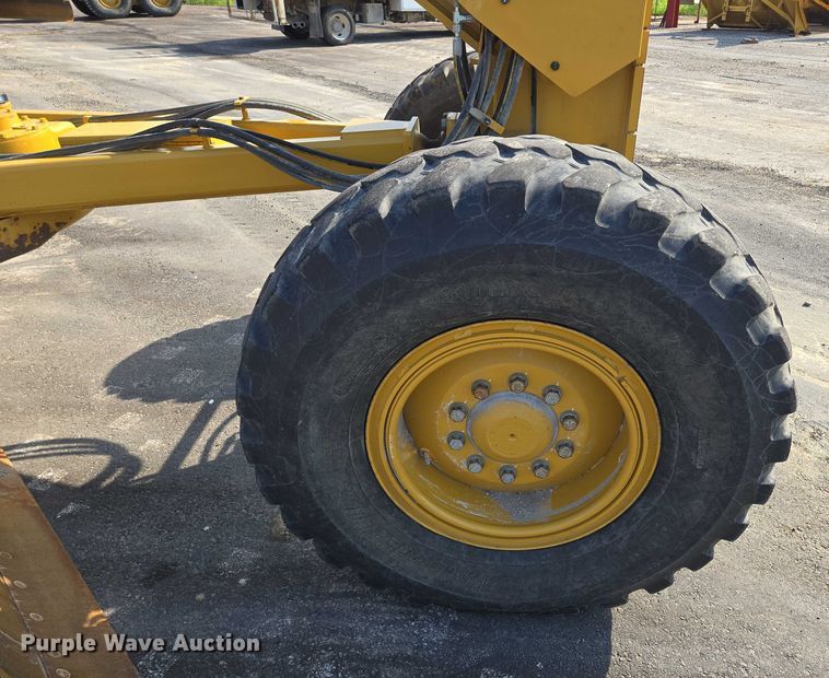 image for item EF1840 2018 Caterpillar 140M3 motor grader