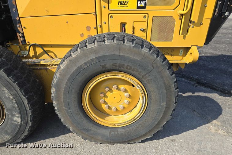 image for item EF1840 2018 Caterpillar 140M3 motor grader