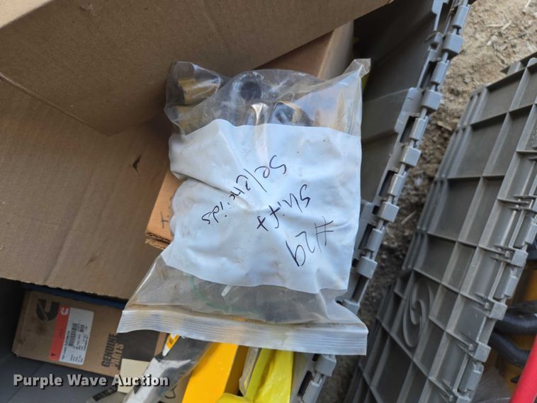 image for item EF1841 Automotive parts