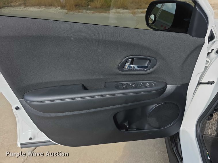 image for item EF3675 2022 Honda HR-V Sport SUV