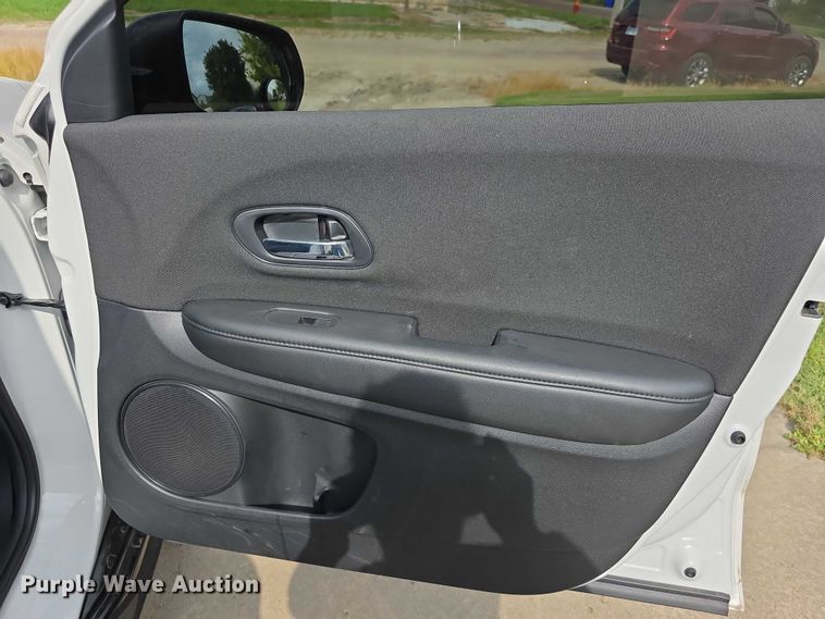 image for item EF3675 2022 Honda HR-V Sport SUV