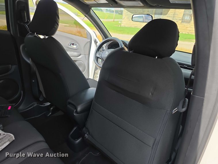 image for item EF3675 2022 Honda HR-V Sport SUV