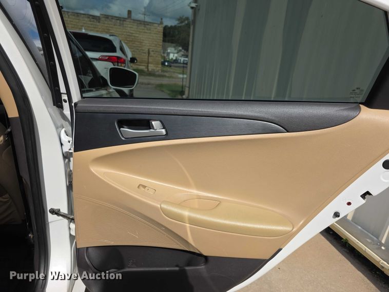 image for item EF3676 2011 Hyundai Sonata 