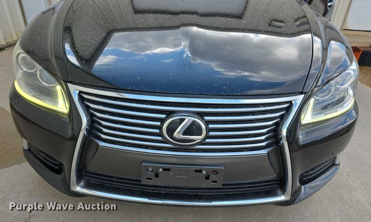 image for item EF3677 2013 Lexus LS 460 