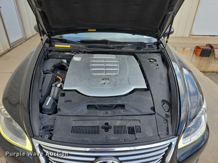 image for item EF3677 2013 Lexus LS 460 