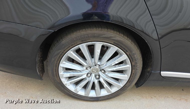 image for item EF3677 2013 Lexus LS 460 