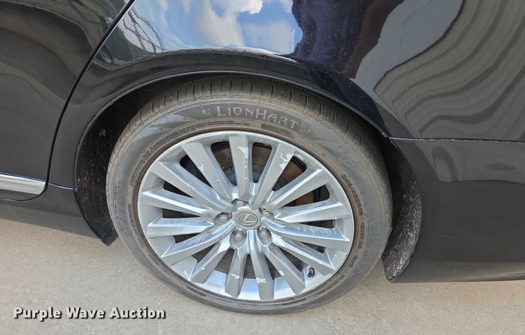 image for item EF3677 2013 Lexus LS 460 