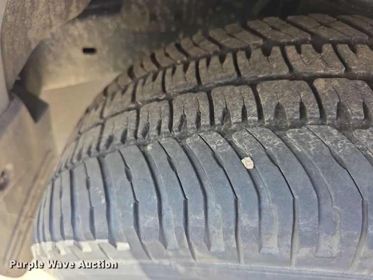 image for item EF3679 2001 Toyota Tundra SR5 Access Cab pickup truck